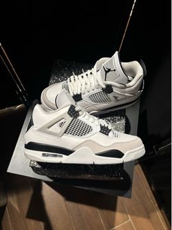 Jordan 4 Military Black