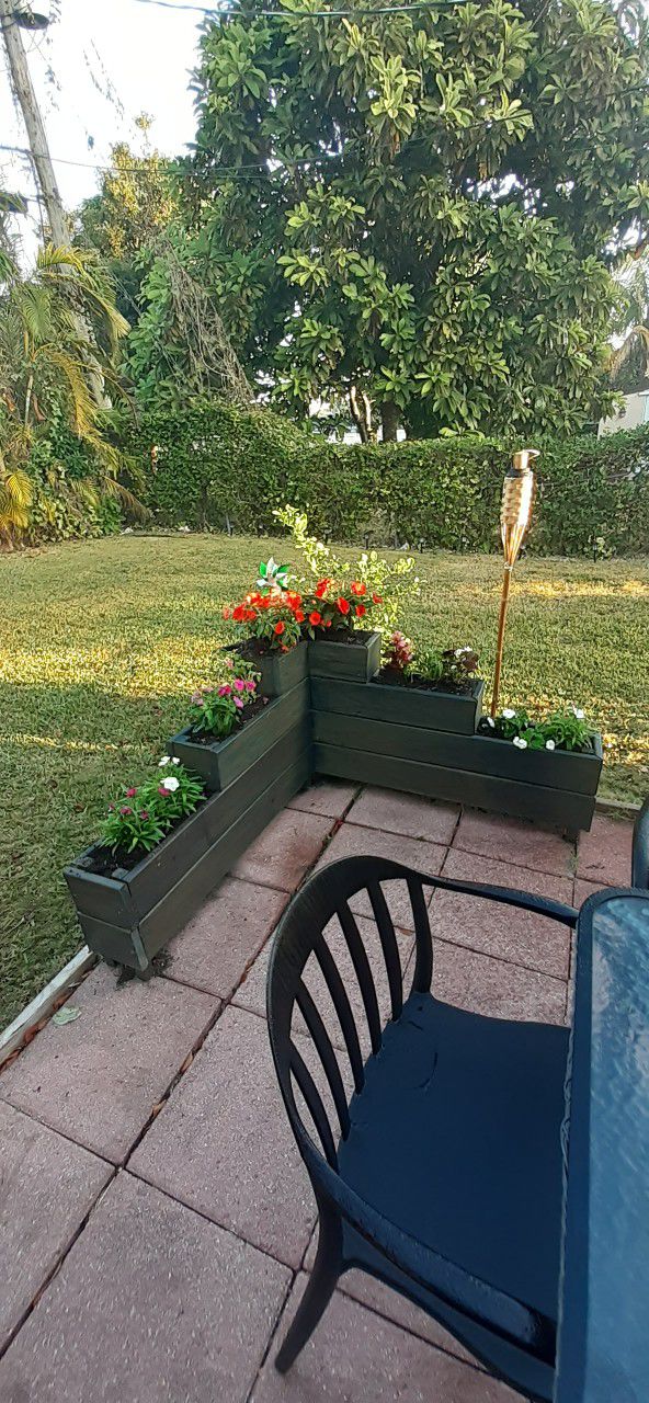 Wooden Planter Boxes More than 5 designs. Wooden Swings
