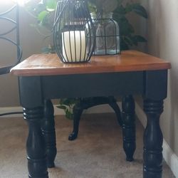 End Table/night Stand