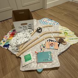 LOVEVERY- The Play Gym- Months 0-12