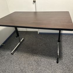 Adjustable Desk/Work/hobby Table