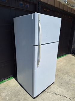 Kenmore Refrigerator