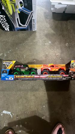 Monster Jam Racing Rivals RC 2-Pack