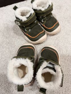 2 pairs Toddler winter boots sz 3-4 ($15 for both or $8/ea.)