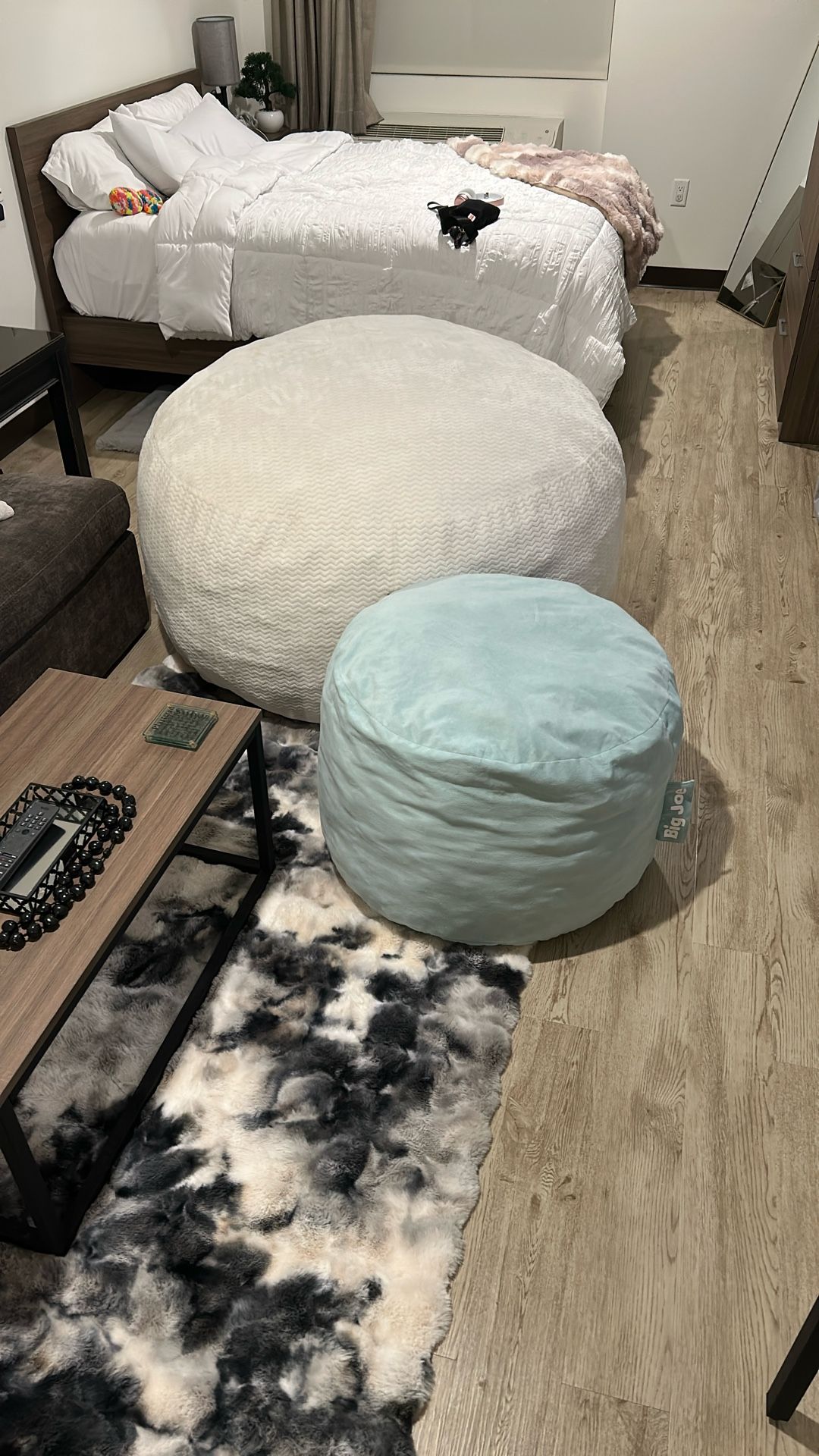 Large Beanbag And Stool