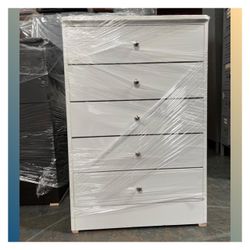 5 drawers dresser / Five drawers dresser