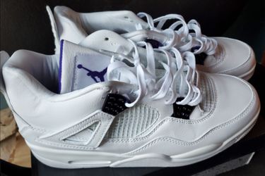 Jordan 4 Retro Metallic Purple. Size 11