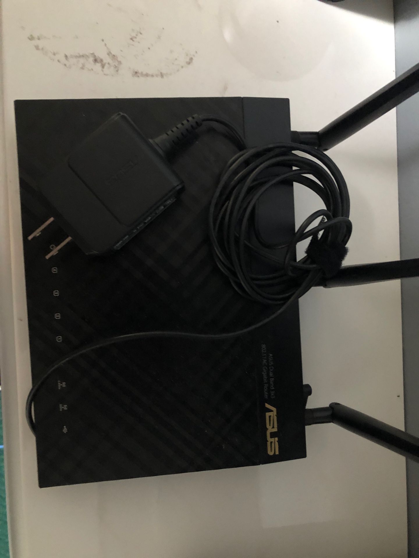 Asus dual band 3x3 802.11AC gigabit router