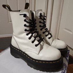 Doc Marten Boots 