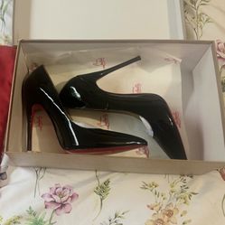 Christian Louboutin Pumps 
