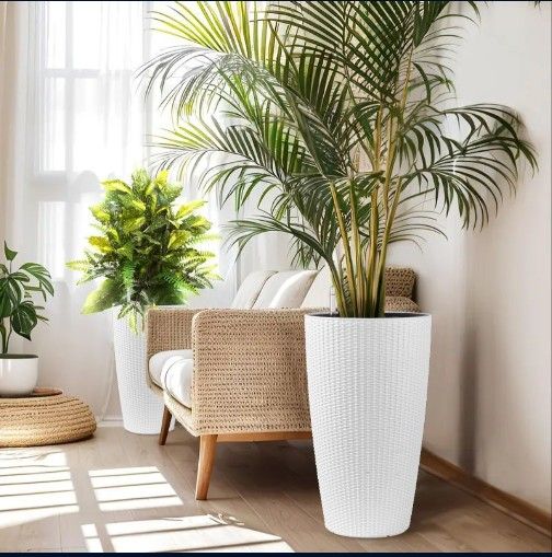 Set of 2 Faux Rattan Tall Planters Outdoor Indoor Large Planters with Water Level Monitor Inner Bucket, Automatic Watering, Flower Plant Pots for Gard