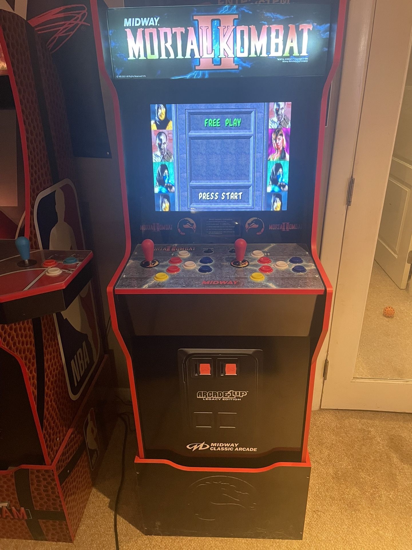 Arcade 1up Mortal Kombat II Legacy Cabinet 12 Games included !