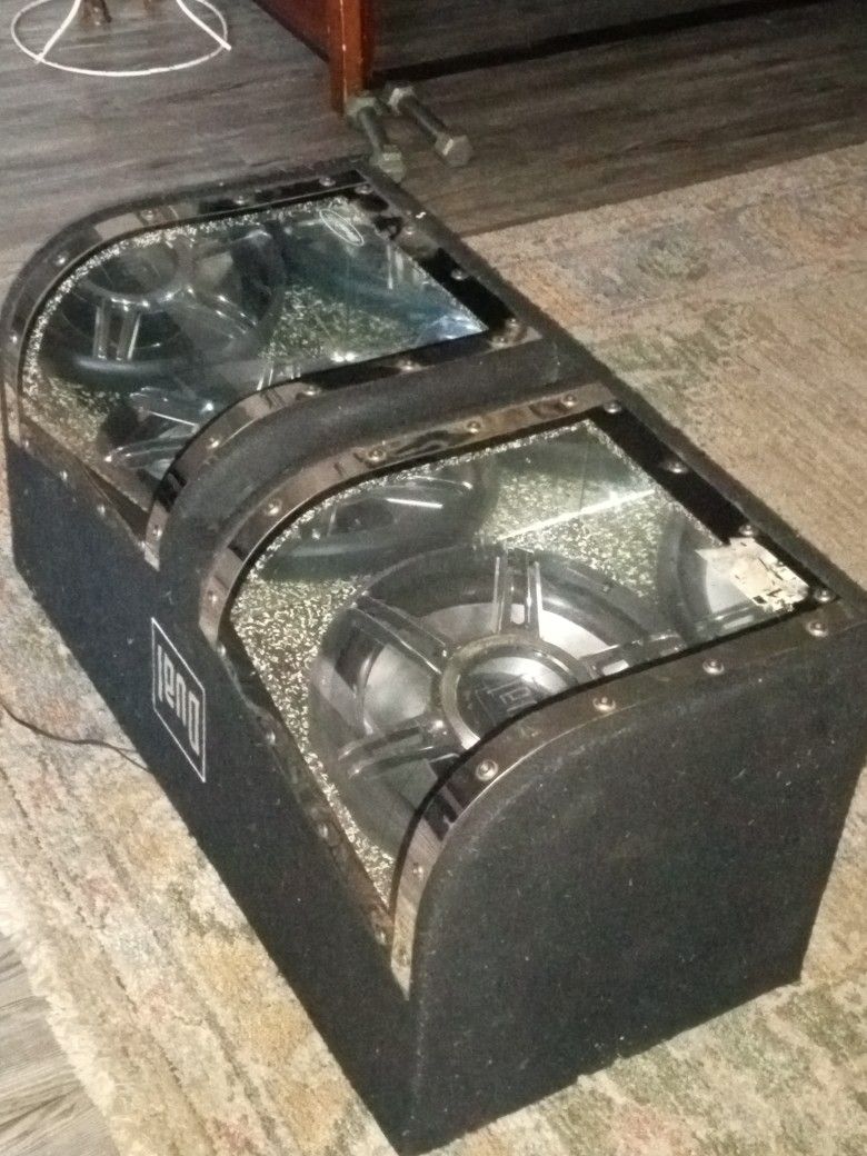 12 Speakers