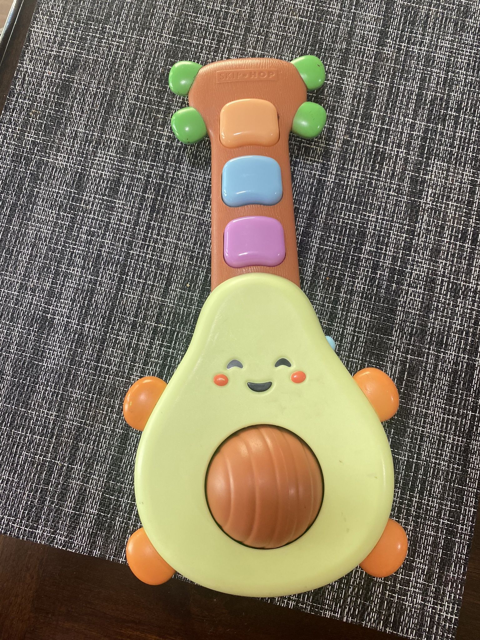 Skip Hop Avacado Guitar
