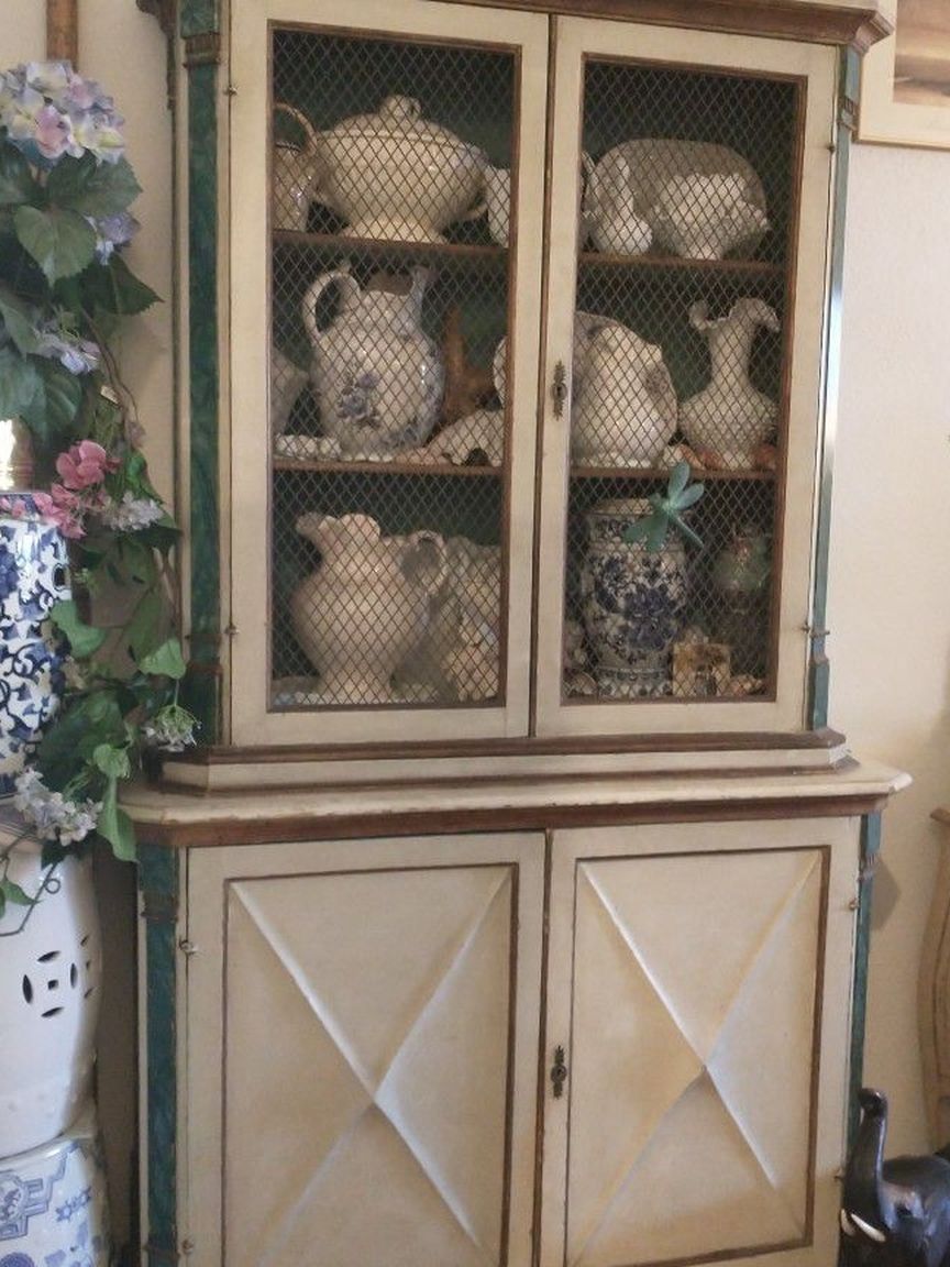 ANTIQUE ITALIAN ARMOIRE IN GOOD CONDITION FOR ITS AGE