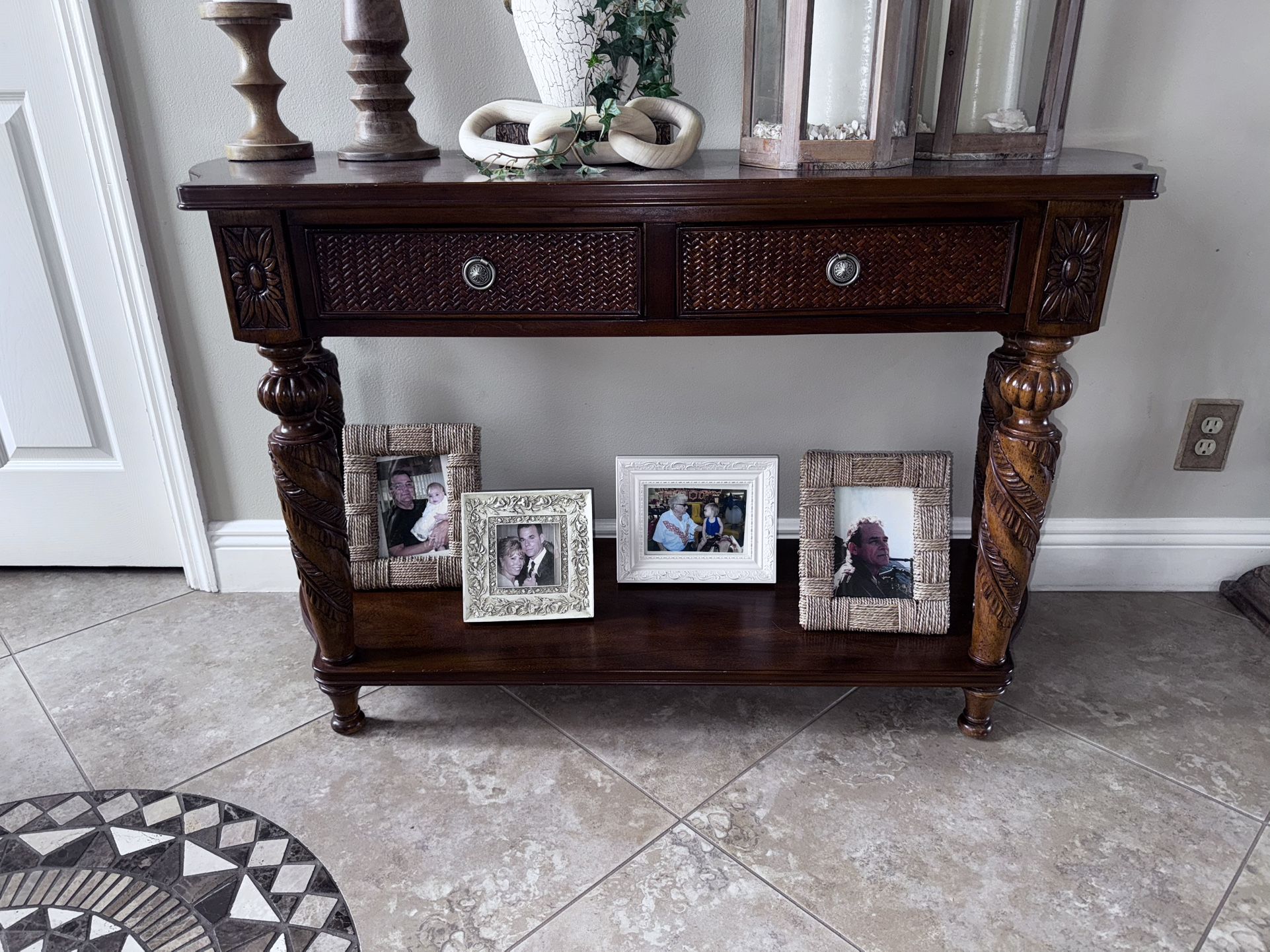 Beautiful wood entry -console table