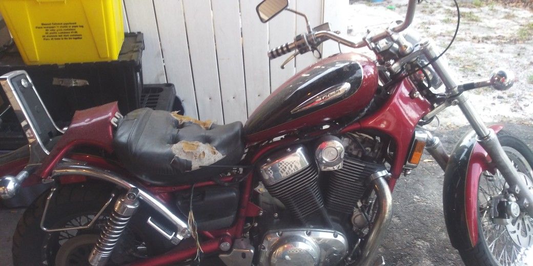 Suzuki Intruder 1400