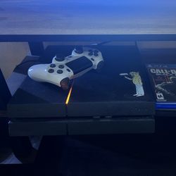 PS4 CONSOLE + CALL OF DUTY BLACK OPS 3