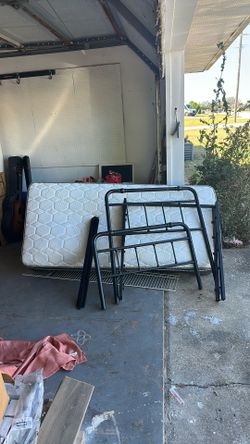 Twin Bed With Nap Queen Mattress And Bed Frame 