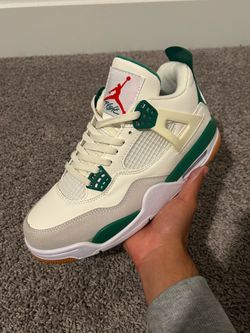 Jordan 4s