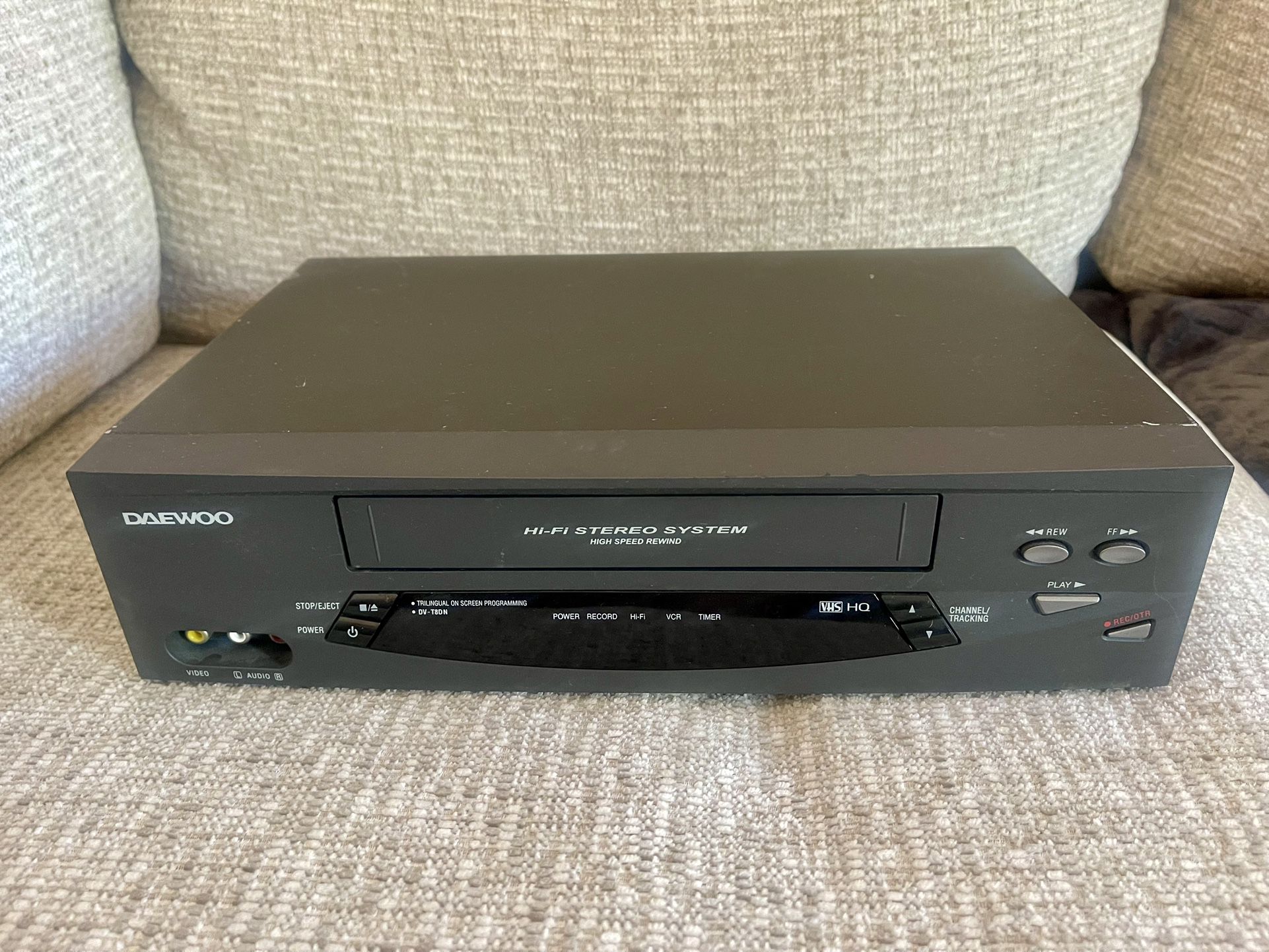 DAEWOO VHS VCR High Speed Rewind Player 