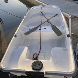 West Marine Watertender Dinghy Boat 