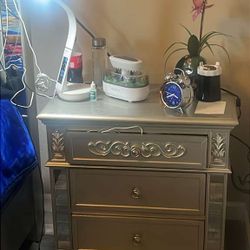 Queen Size Bed With Mattress , Dresser 