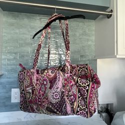 Vera Bradley Large Original Duffel Bag – Very Berry Paisley #063 (2010)