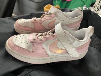 Nike Kids Low-Top Sneakers Pink and White