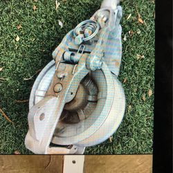 Pulley For Wire Pulls