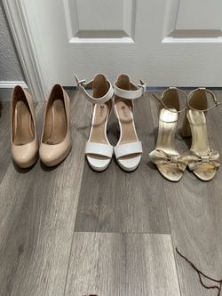 Women Shoes   Looks Like new   size 8 -9   all for