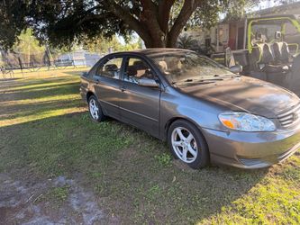 2004 corolla le