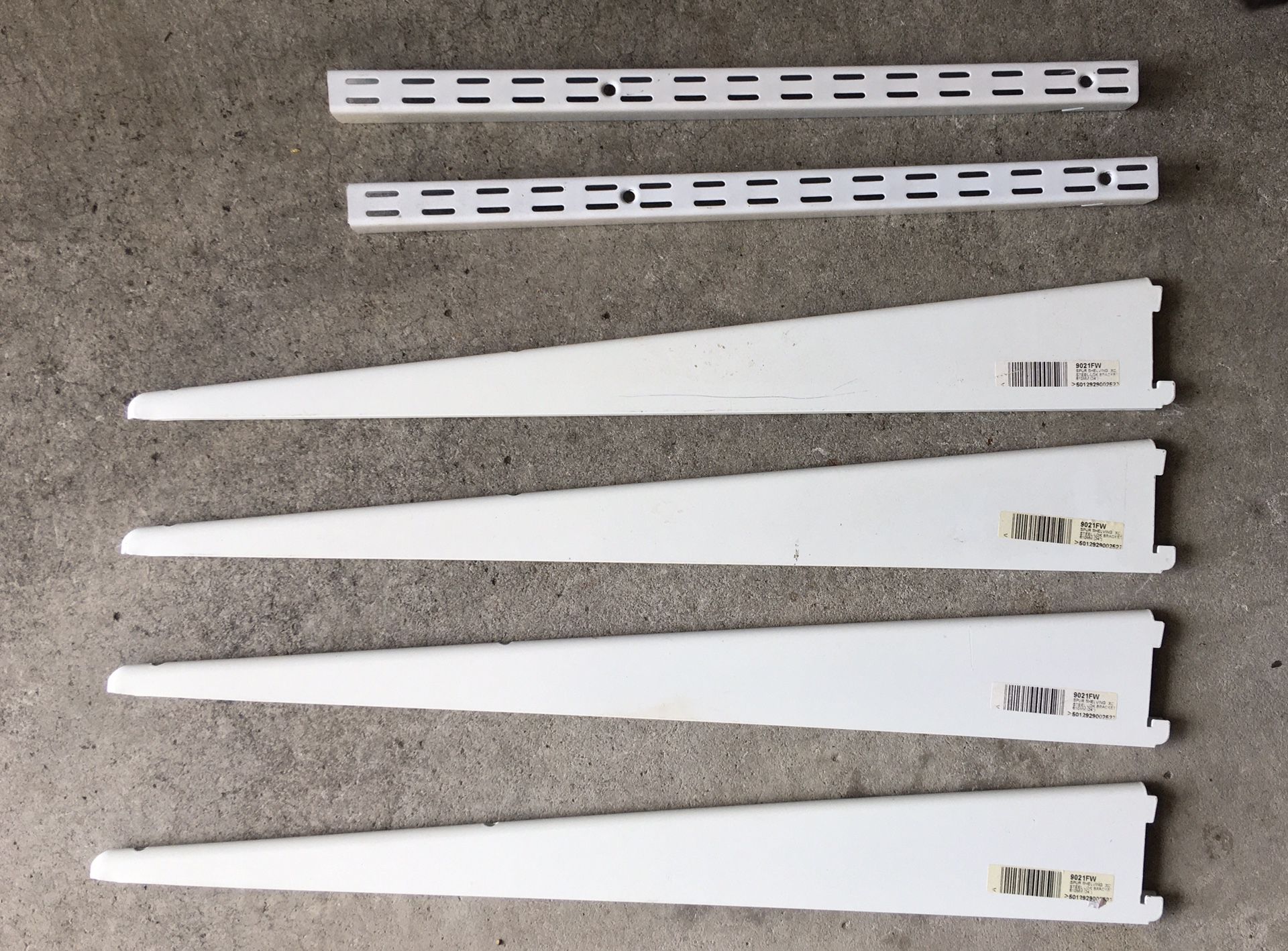 FREE - Four shelf brackets (for 2’ Deep shelving)