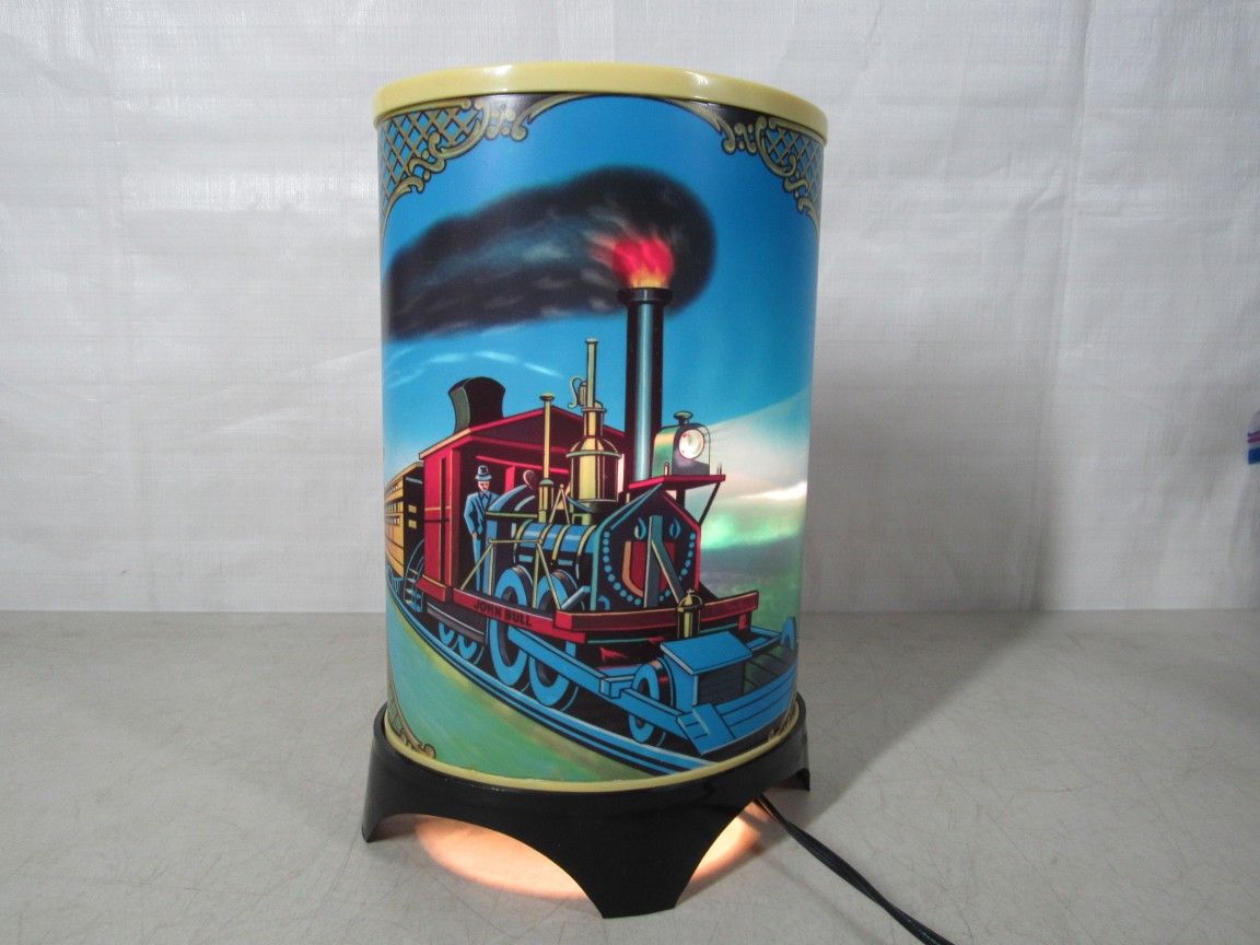 General John Bull Locomotive Steam Engine Heat Activated Motion Lamp