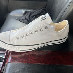 Laceless Converse In White 