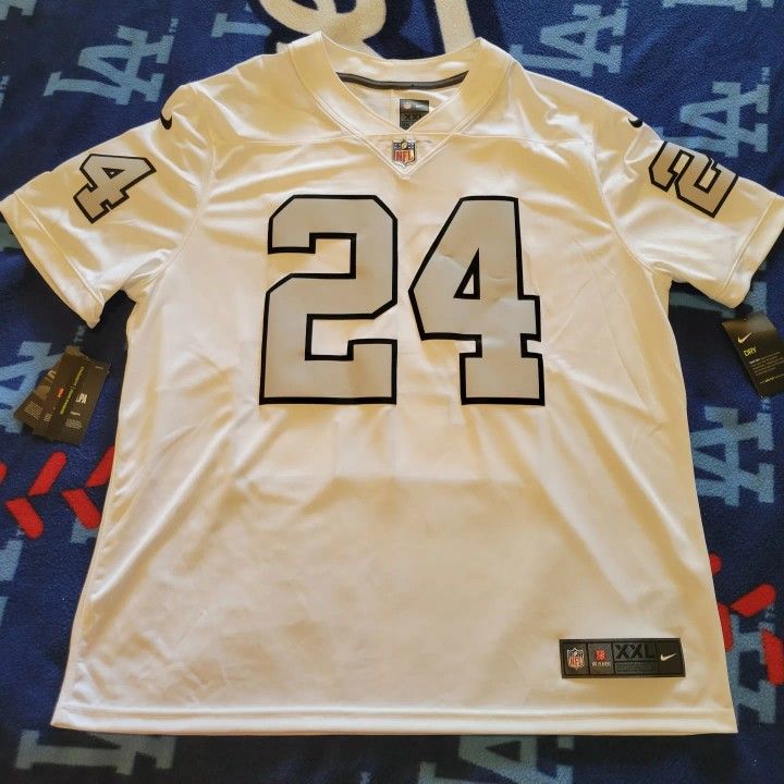 Brand New 2017-18 Oakland Raiders MARSHAWN LYNCH Nike Color Rush jersey, Size XXL