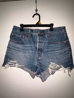Levi’s 501 Original Distressed Cutoff Denim Shorts | Women’s Size 30