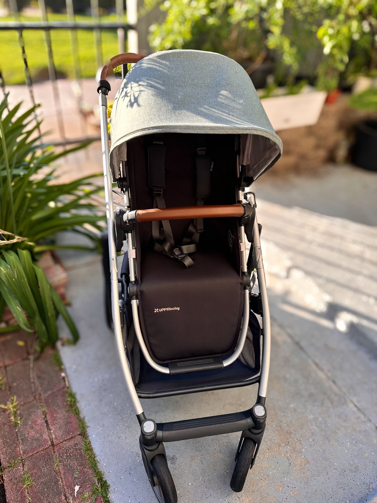✨ UPPAbaby Cruz® V2 + PiggyBack ride along board for toddlers/siblings.