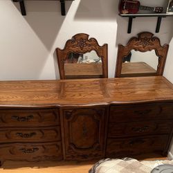 Antique Vintage Thomasville French $500 or Best Offer