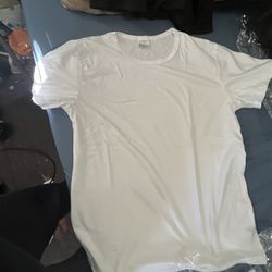White T-shirt 