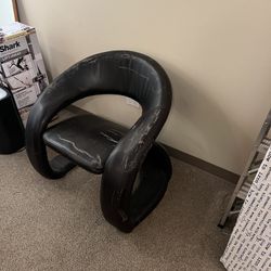Cool Comfy Worn In Leather Chair (FREE)