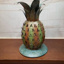 Indonesia Handpainted Pineapple Metal Tealight Holder 