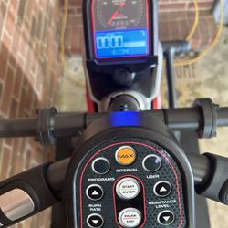 Bow flex M5 Max Trainer