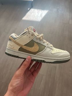 Nike Dunk Low Cream Olive Sneaker