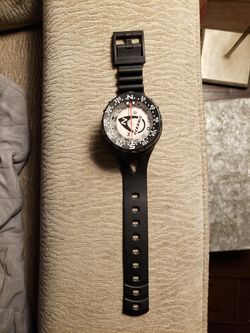 Oceanic Divers Compass