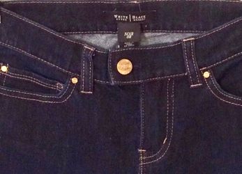 New White House Black Market Jeans in Size 0