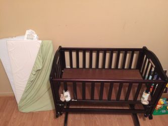 Sodello Baby bassinet like new