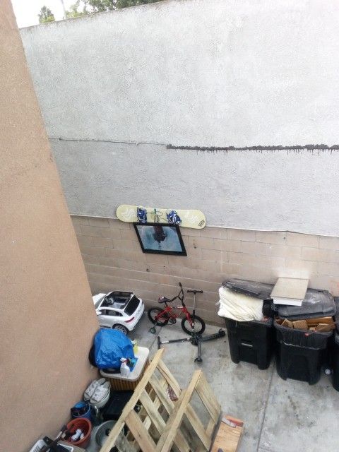 Van Doutch Snowboard$80