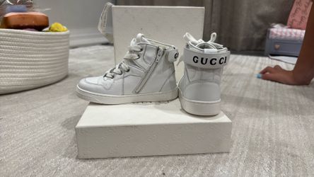 Baby shoes