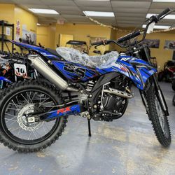 RFZ 250 RX Dirt Bike || 250cc Trail Bike || Excellent Performance || MEMORIAL DAY BLOWOUT SALE🤩